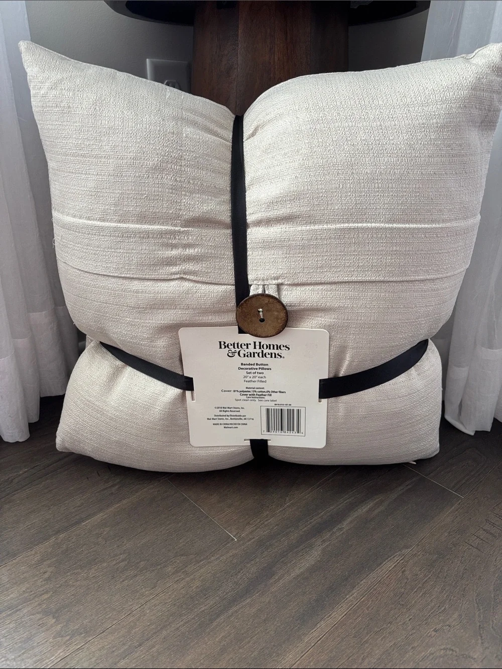 Better Homes & Gardens banded button decorative 2 pack,feather filled,zip close